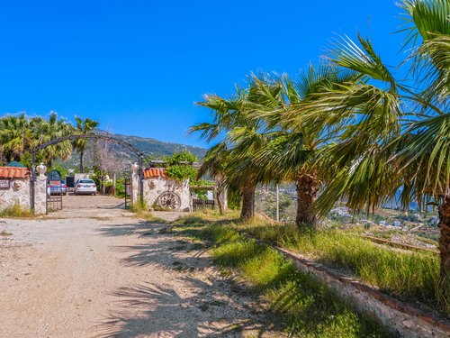  gece  -  Kasım
  | Kalkan Üzümlü'de Çocuk Havuzlu, Deniz Manzaralı 6 Kişilik Villa